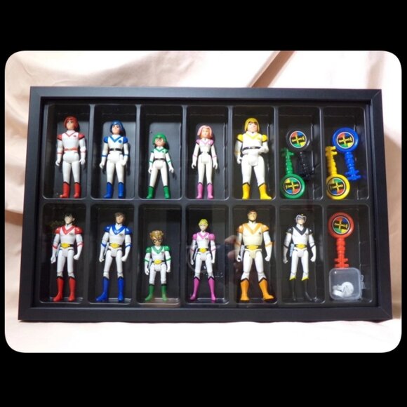VOLTRON PILOT FIGURES+SVEN Collectors Set in New Display Case-Panosh Place-Matty - Picture 2 of 7